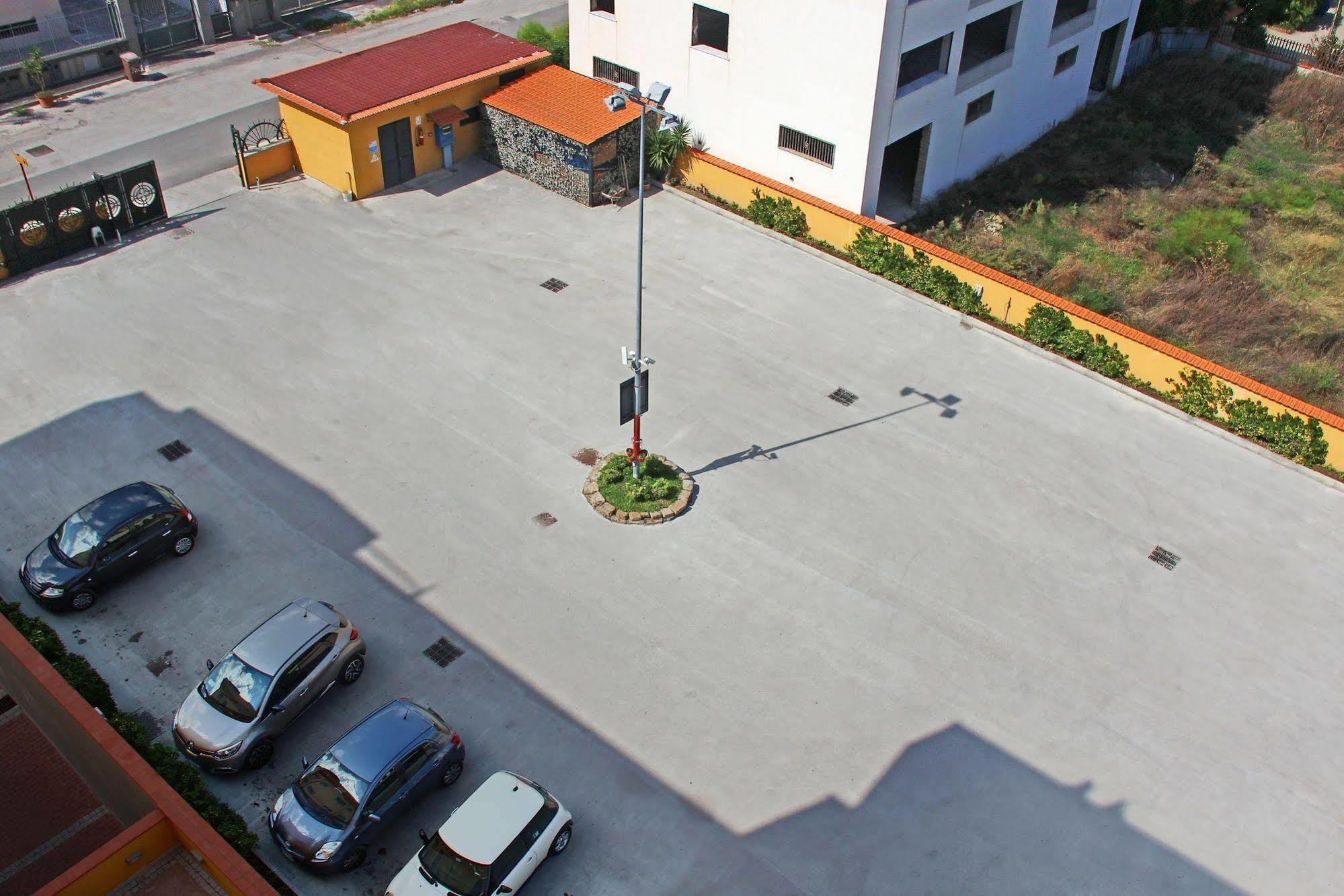 City Hotel Casoria Exterior photo