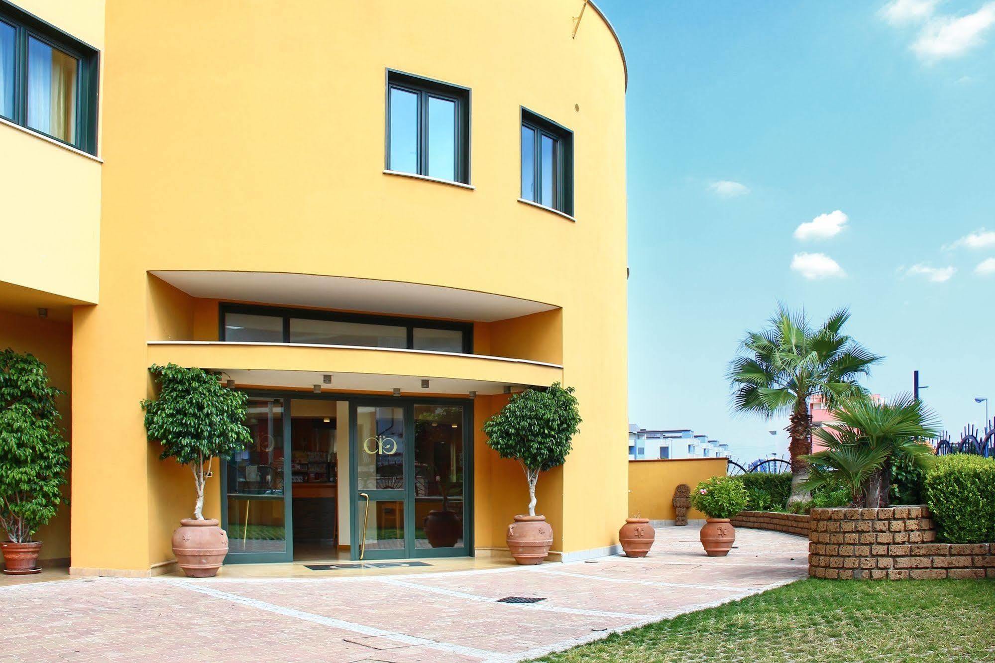 City Hotel Casoria Exterior photo